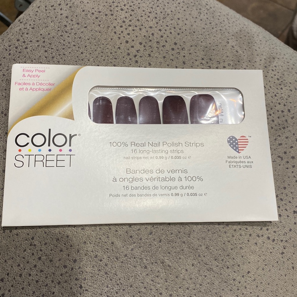 COLOR STREET Made in Milan Dark Burnished Red Nail Polish Strips